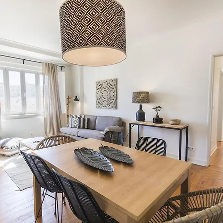 Apartment Bonsai Light & Comfort Flat By Lovelystay *