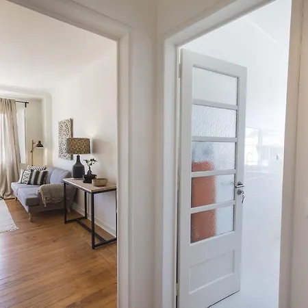 Lovelystay - Bonsai Light And Comfort Flat Apartment *