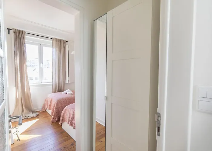 Διαμέρισμα Lovelystay - Bonsai Light And Comfort Flat *